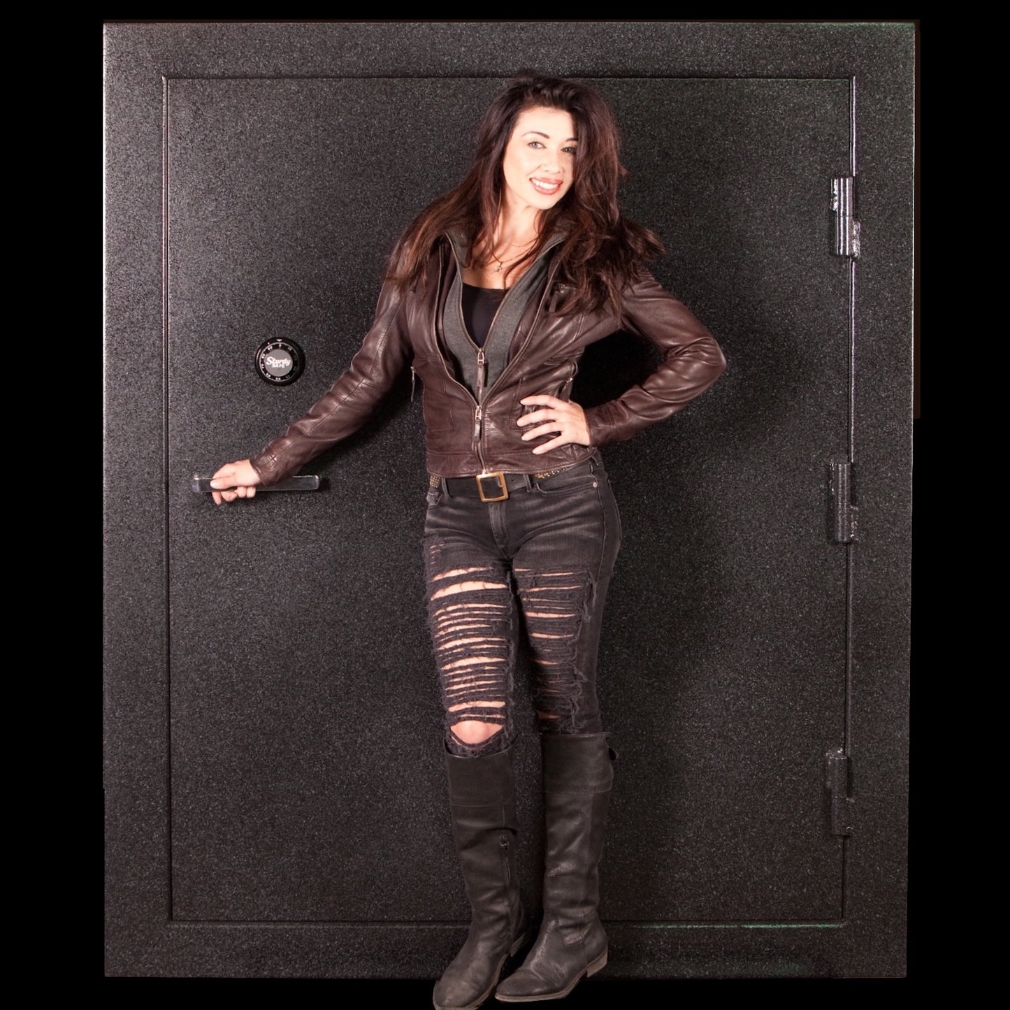 Largest sturdy Gun safe with female model