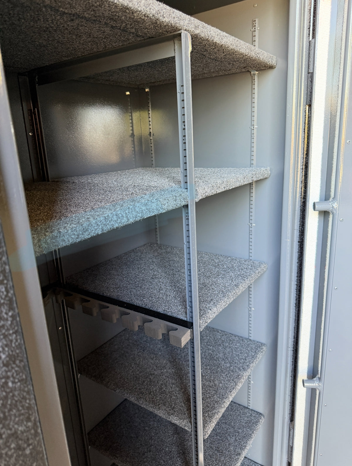 gun safe interior side view