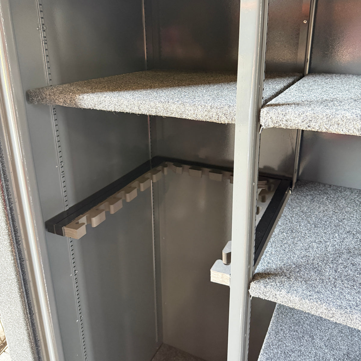 interior view of gun safe model 4227-6